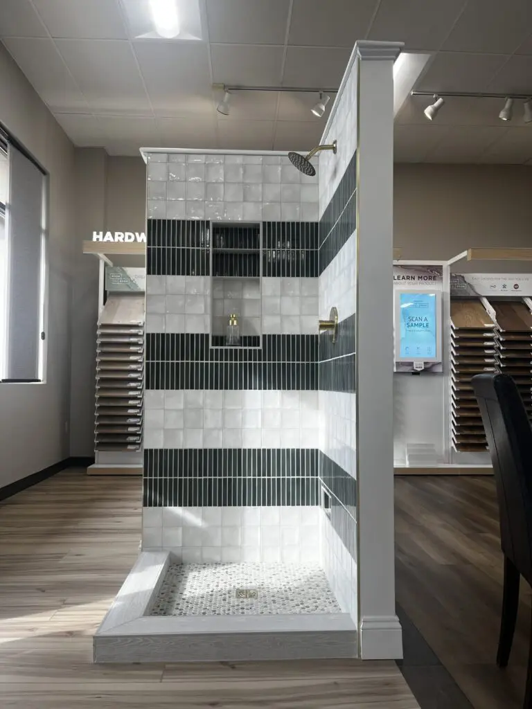 Shower installation with tile