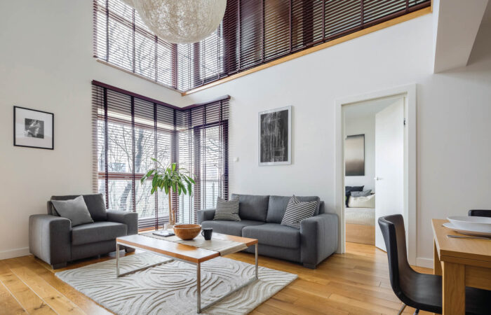 wood floor livingroom
